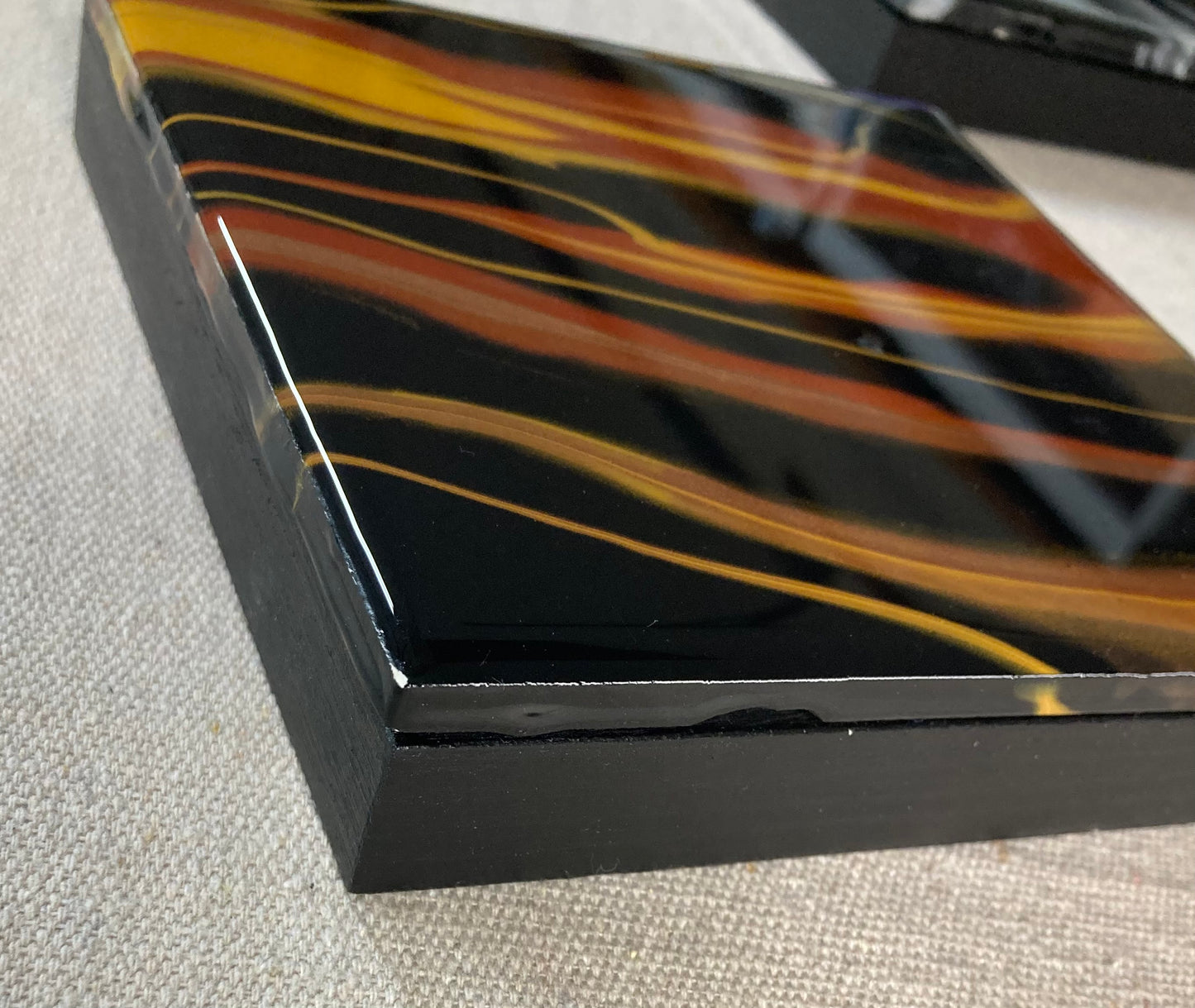 Tile Fluid Art