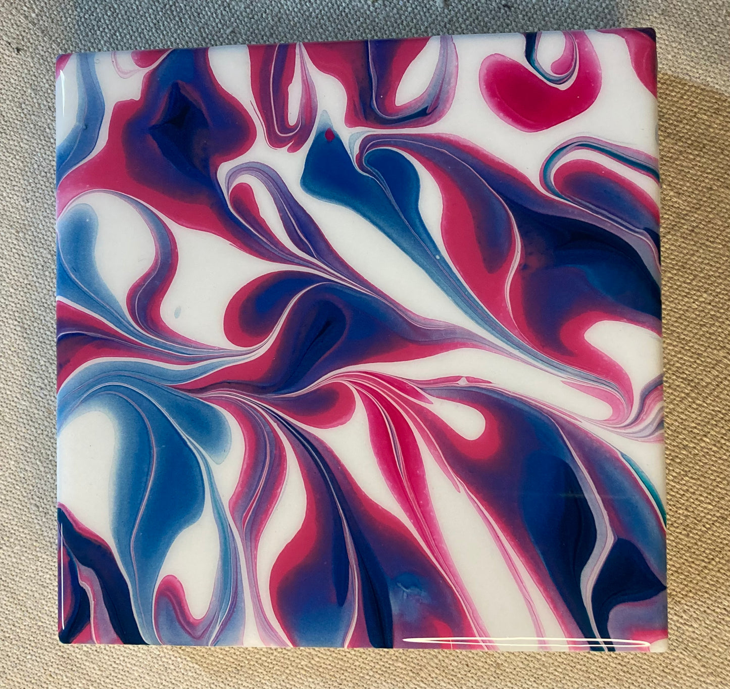 Tile Fluid Art