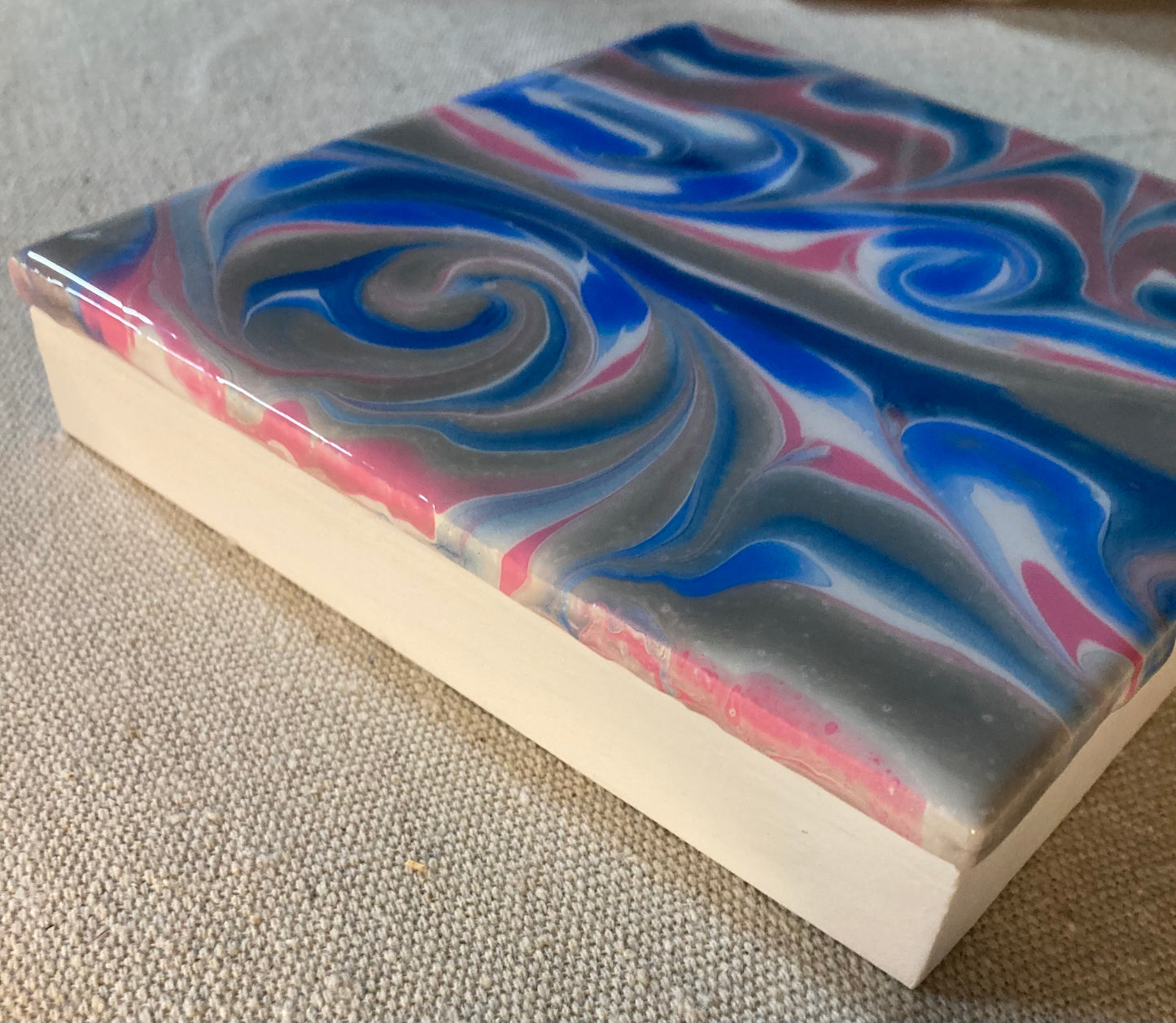 Tile Fluid Art