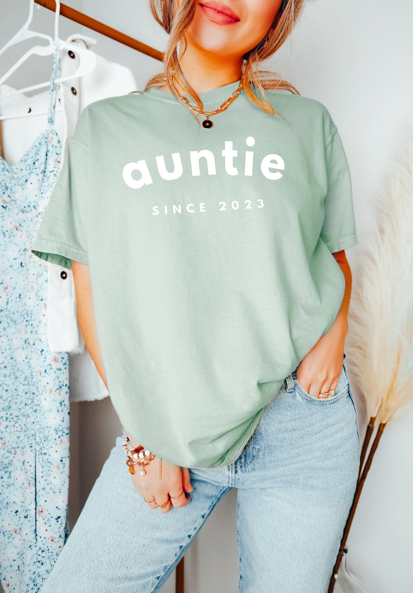 Aunt Personalized Est Year Comfort Colors Graphic Tees (Sportan Font)