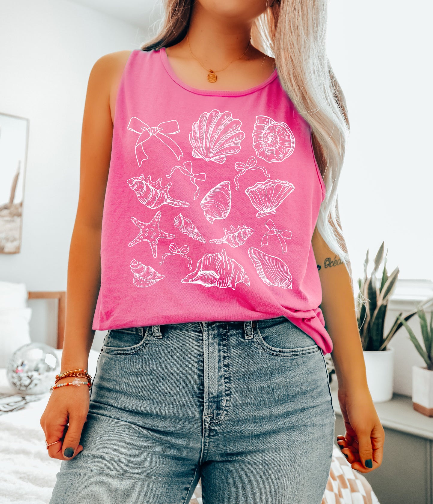 Seashell Lake Beach Mountain Hiking Camping Vacation Nature Comfort Colors Tank Top